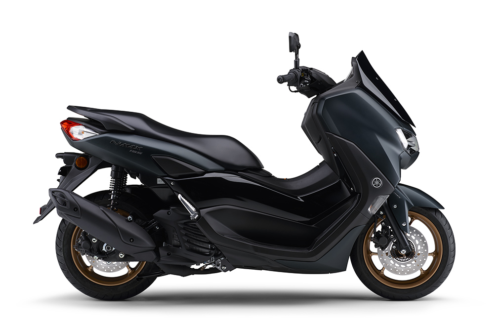 世界的に ヤマハ N-MAX125 155 GTR製 フューエルカバーとメインキー