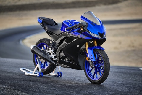 2019-Yamaha-YZF-R125-EU-Yamaha_Blue-Static-002