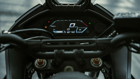 2020-Yamaha-MT07TR-MBNM3-Detail-010-03