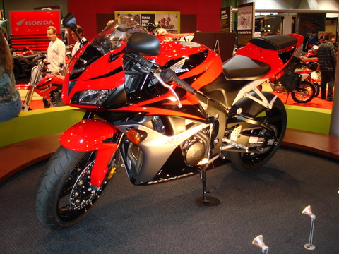 2007HondaCBR600RR-001