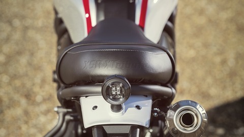 2019-Yamaha-XS700SCR-EU-Tech_Black-Detail-005-03