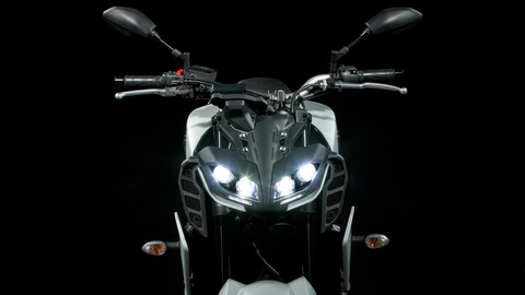 2020-Yamaha-MT09-EU-Detail-001-03