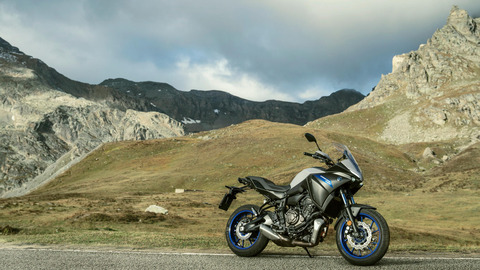 2020-Yamaha-MT07TR-EU-Icon_Grey-Static-003-03