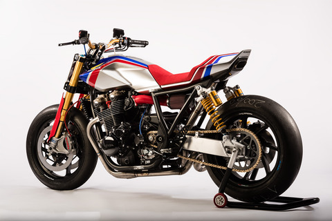 95831_CB1100TR_Concept