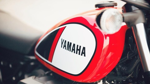 2017-Yamaha-SCR950-EU-Racing-Red-Detail-007