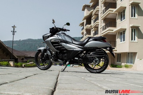 suzuki-intruder-41