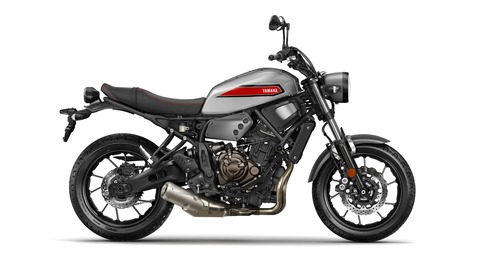 2019-Yamaha-XS700-EU-Matt_Grey-Studio-002-03