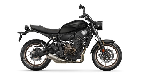 2020-Yamaha-XS700-EU-Tech_Black-Studio-002-03