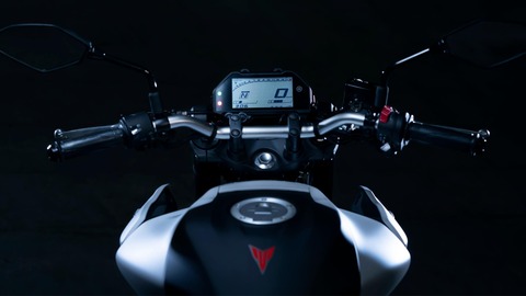 2020-Yamaha-MT320-EU-Detail-005-03