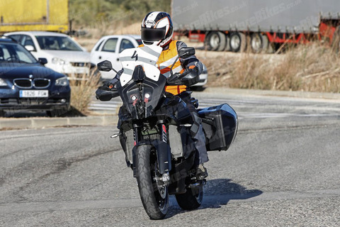 KTM-1290-Super-Adventure-T-009