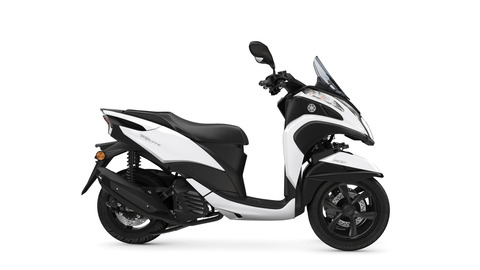 2020-Yamaha-MW125-EU-Milky_White-Studio-002-03