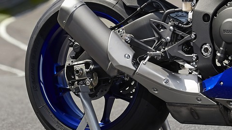 2020-Yamaha-YZF1000R1-EU-Yamaha_Blue-Detail-002-03