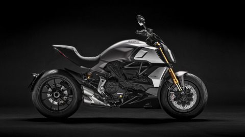 Diavel-1260-S-MY19-04-Gallery-1920x1080